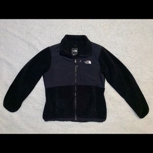 The North Face, INC: Women’s Medium Zip-Up Jacket